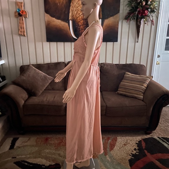 Penny’s Adonna • Vintage • 1970’s • Size 38 (Medium) • Pink • Lace • Nightgown - Picture 5 of 8